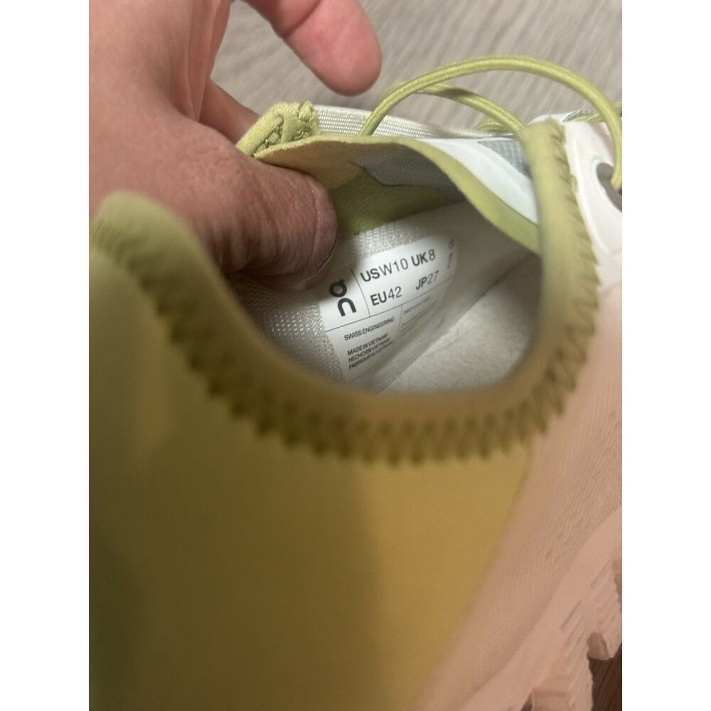 OnCloud Women's Cloud 5 Coast Ivory/Acacia Running Shoes Size US 10 EU 42 White - Picture 5 of 6